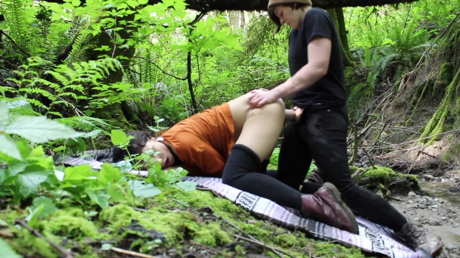 Shycloudfractals – Lesbian Outdoor Rainforest Strap On Fuck